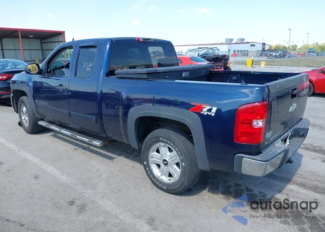 2009 Chevrolet Silverado 1500 Lt from USA, damaged, VIN 1GCEK29069Z177420